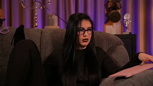 kelly kent online show from 02-20-25, 02:51