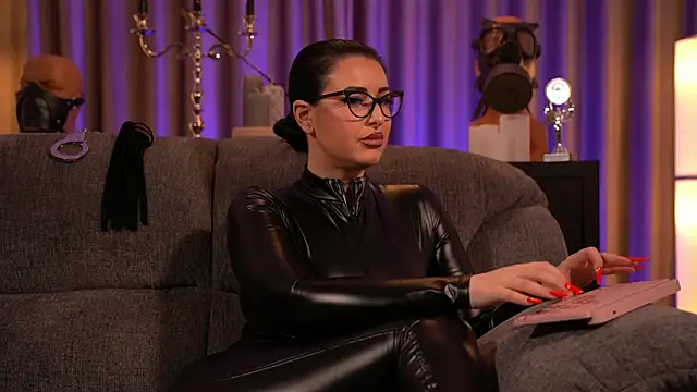 kelly kent online show from 03-01-25, 02:15