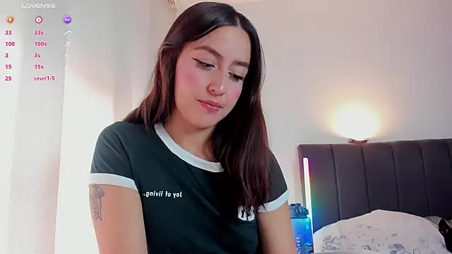 Snapshot of catimore chatting on 09-26-25, 04:22 catimore online show from 09-26-25, 04:22