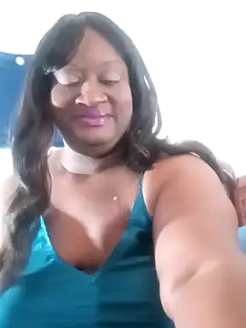 Snapshot of Katiefyi chatting on 12-08-24, 02:49 Katiefyi online show from 12-08-24, 02:49