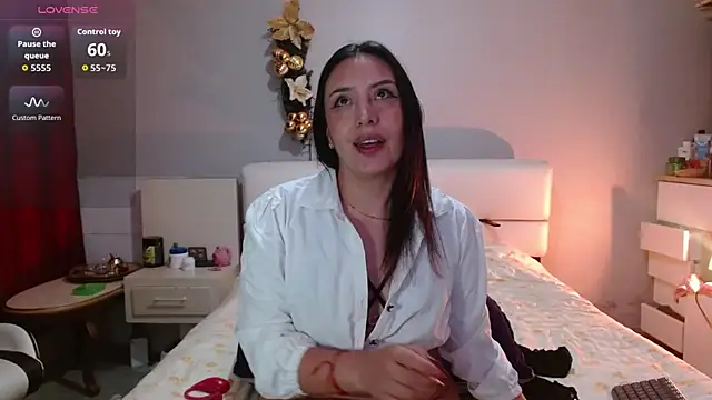 Freyja soh online show from 12-04-25, 09:12