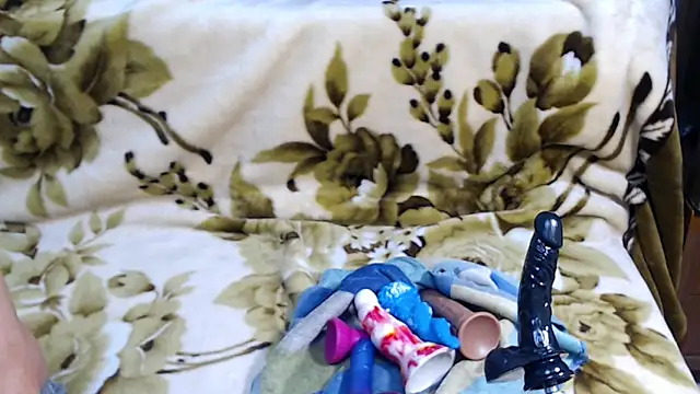 0anal21 online show from 04-22-26, 06:38