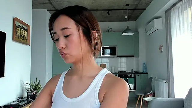 Snapshot of julias_tapes chatting on 12-11-24, 08:58 julias tapes online show from 12-11-24, 08:58