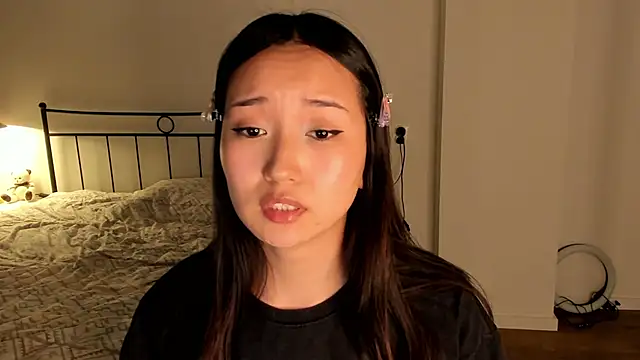 julias tapes online show from 02-13-25, 09:27