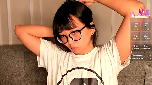 julias tapes online show from 12-22-25, 01:35