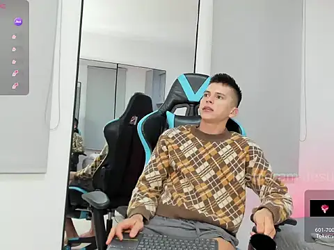 Snapshot of Daddyrich4u chatting on 11-13-25, 11:36 Daddyrich4u online show from 11-13-25, 11:36