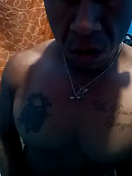 Snapshot of ivandignity chatting on 03-19-25, 10:42 ivandignity online show from 03-19-25, 10:42