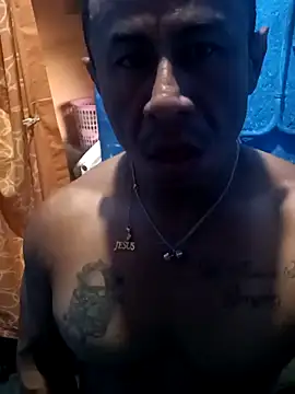 Snapshot of ivandignity chatting on 03-21-25, 11:12 ivandignity online show from 03-21-25, 11:12