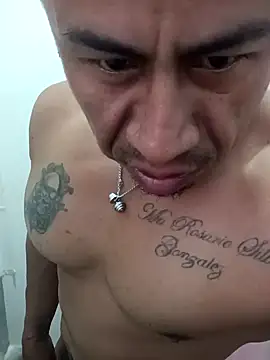 Snapshot of ivandignity chatting on 10-16-25, 12:11 ivandignity online show from 10-16-25, 12:11