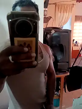 Snapshot of ivandignity chatting on 12-18-25, 09:54 ivandignity online show from 12-18-25, 09:54