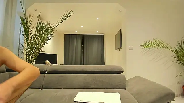 MissPanthera online show from 01-02-25, 01:30