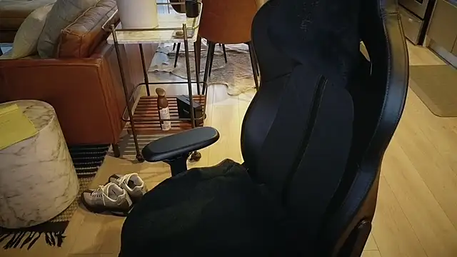 Snapshot of HungandThickLatin chatting on 01-10-26, 12:56 HungandThickLatin online show from 01-10-26, 12:56