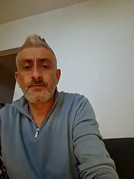 Snapshot of cuci45 chatting on 01-17-26, 12:04 cuci45 online show from 01-17-26, 12:04