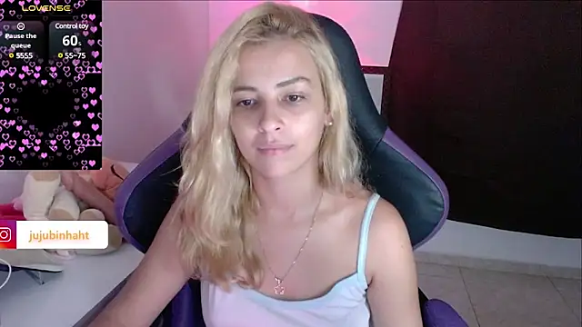 Snapshot of jujubinhahot chatting on 03-16-25, 08:21 jujubinhahot online show from 03-16-25, 08:21