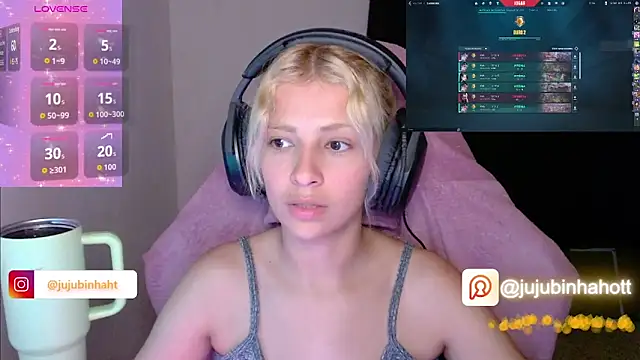 Snapshot of jujubinhahot chatting on 10-07-25, 09:56 jujubinhahot online show from 10-07-25, 09:56