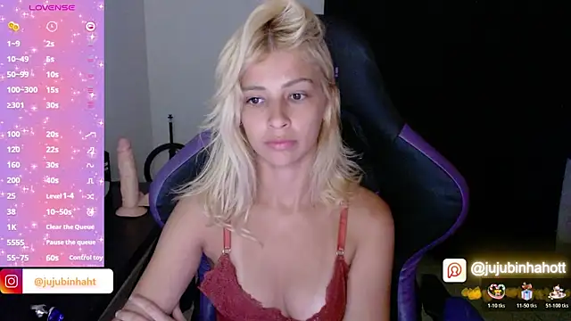 Snapshot of jujubinhahot chatting on 11-14-25, 12:53 jujubinhahot online show from 11-14-25, 12:53