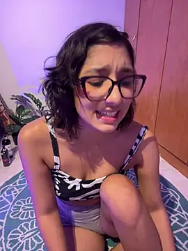 Snapshot of aurora_xoxo chatting on 02-04-25, 04:59 aurora xoxo online show from 02-04-25, 04:59