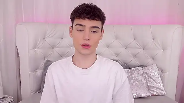 Snapshot of RobbyCharming chatting on 09-12-25, 03:50 RobbyCharming online show from 09-12-25, 03:50