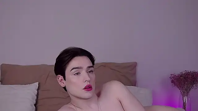 Snapshot of RobbyCharming chatting on 06-14-26, 07:32 RobbyCharming online show from 06-14-26, 07:32