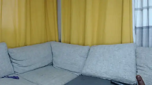 Snapshot of BELINDAXXXXX chatting on 10-26-25, 03:51 BELINDAXXXXX online show from 10-26-25, 03:51