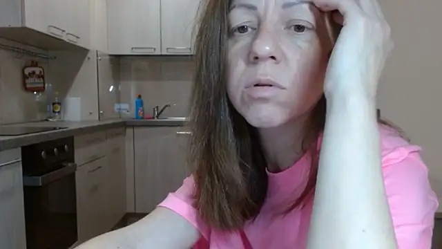 Snapshot of Popppka chatting on 12-12-24, 05:59 Popppka online show from 12-12-24, 05:59