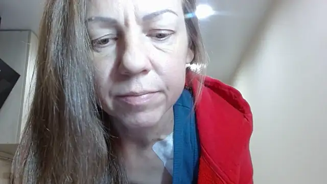 Snapshot of Popppka chatting on 12-15-24, 04:15 Popppka online show from 12-15-24, 04:15