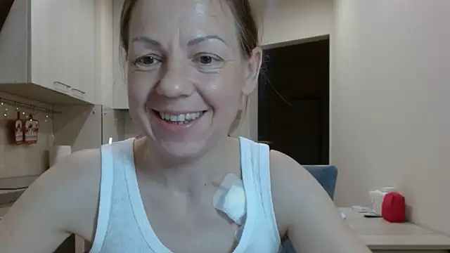 Snapshot of Popppka chatting on 12-24-24, 07:33 Popppka online show from 12-24-24, 07:33