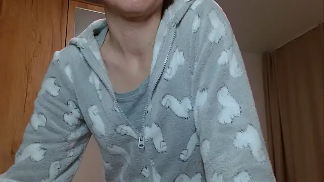 Snapshot of Popppka chatting on 02-28-25, 06:31 Popppka online show from 02-28-25, 06:31