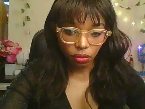 Snapshot of Anaconda2350 chatting on 10-19-25, 10:49 Anaconda2350 online show from 10-19-25, 10:49