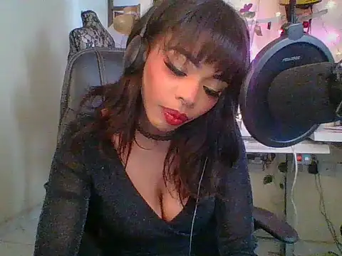 Snapshot of Anaconda2350 chatting on 02-04-26, 12:00 Anaconda2350 online show from 02-04-26, 12:00