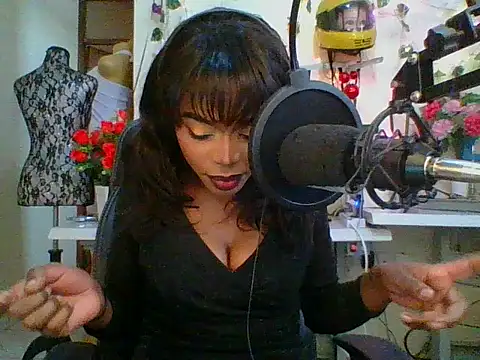 Snapshot of Anaconda2350 chatting on 02-11-26, 09:58 Anaconda2350 online show from 02-11-26, 09:58