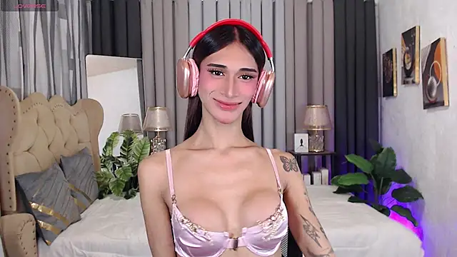 Unforttable Anisha online show from 02-26-25, 08:59