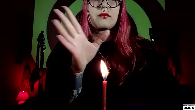 Amanita  Pantherina online show from 03-04-26, 12:11