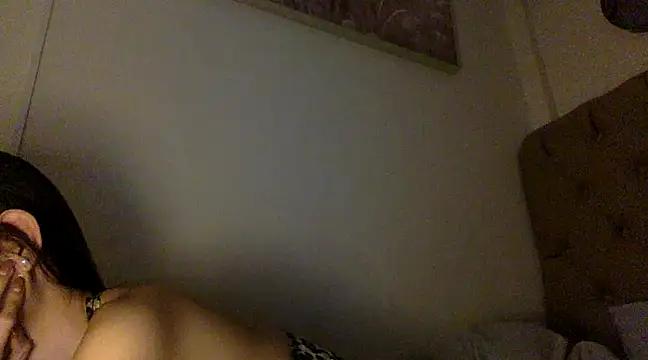 Snapshot of ehotlovea_ chatting on 03-20-25, 03:25 ehotlovea online show from 03-20-25, 03:25