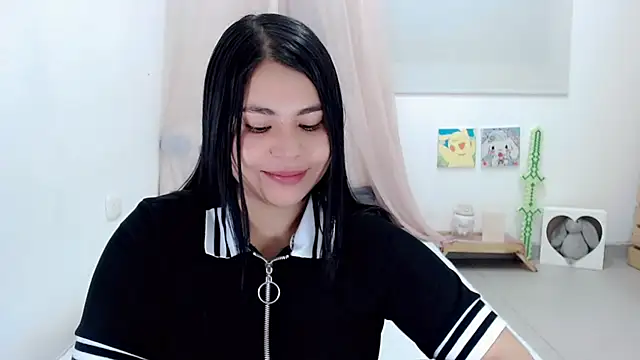 Snapshot of Youlittlepervertt_ chatting on 11-14-25, 01:04 Youlittlepervertt online show from 11-14-25, 01:04