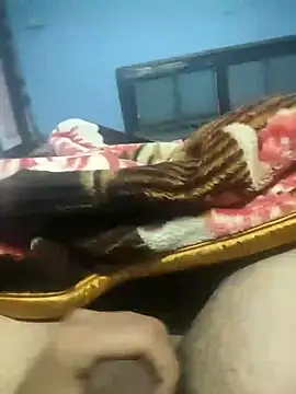 Snapshot of Deshilund9 chatting on 12-27-24, 12:07 Deshilund9 online show from 12-27-24, 12:07