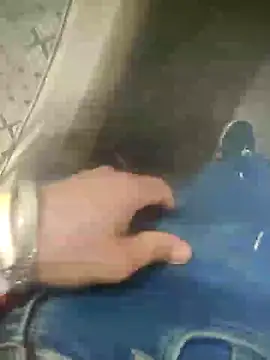 Snapshot of Deshilund9 chatting on 01-27-25, 07:14 Deshilund9 online show from 01-27-25, 07:14