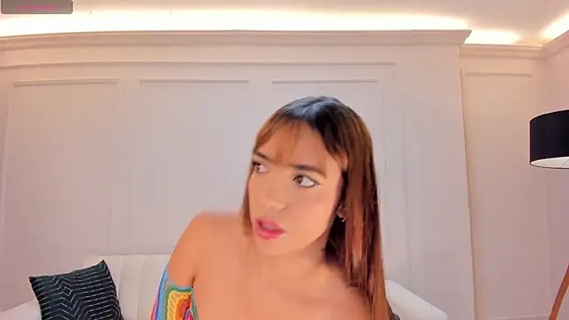 Snapshot of MariamRivera_ chatting on 03-09-25, 11:46 MariamRivera online show from 03-09-25, 11:46