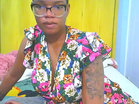 Snapshot of BLAQ-DIAMOND31 chatting on 12-04-25, 08:28 BLAQ-DIAMOND31 online show from 12-04-25, 08:28