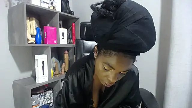 Snapshot of Shaniko89 chatting on 12-04-25, 05:39 Shaniko89 online show from 12-04-25, 05:39