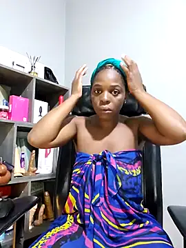 Snapshot of Shaniko89 chatting on 01-17-26, 11:30 Shaniko89 online show from 01-17-26, 11:30