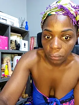 Snapshot of Shaniko89 chatting on 02-27-26, 05:40 Shaniko89 online show from 02-27-26, 05:40