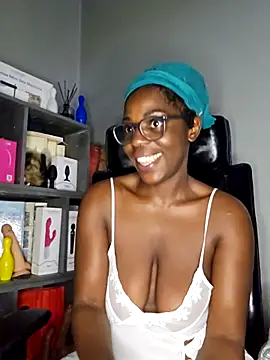 Snapshot of Shaniko89 chatting on 03-02-26, 06:03 Shaniko89 online show from 03-02-26, 06:03