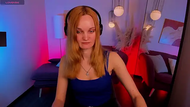 SaraSubtlety online show from 03-09-26, 01:15