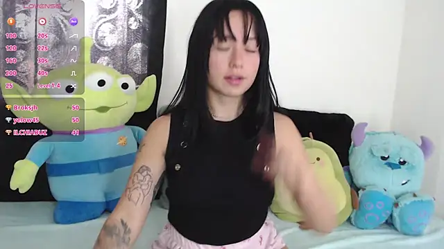 Snapshot of it_l chatting on 01-08-25, 02:25 it l online show from 01-08-25, 02:25