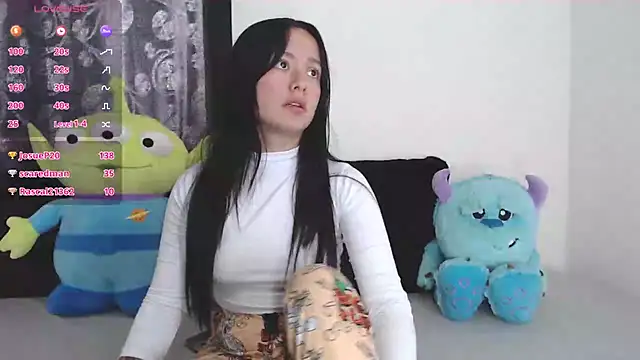 Snapshot of it_l chatting on 03-13-25, 01:07 it l online show from 03-13-25, 01:07