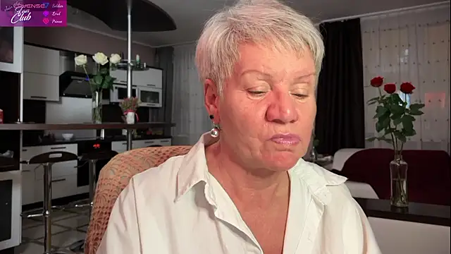 Snapshot of roxana_brooks chatting on 02-03-25, 07:10 roxana brooks online show from 02-03-25, 07:10