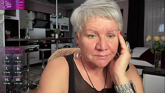 Snapshot of roxana_brooks chatting on 02-12-25, 05:58 roxana brooks online show from 02-12-25, 05:58