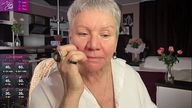 Snapshot of roxana_brooks chatting on 02-21-25, 02:59 roxana brooks online show from 02-21-25, 02:59