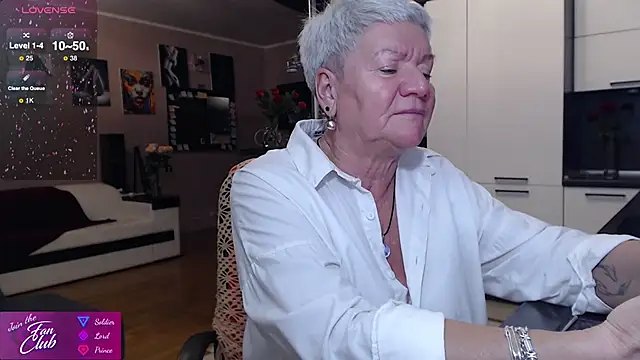 Snapshot of roxana_brooks chatting on 10-08-25, 05:54 roxana brooks online show from 10-08-25, 05:54